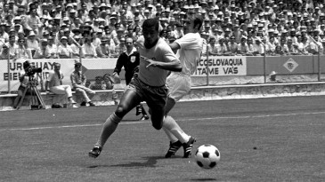 No aniversário de Jairzinho, os gols e as jogadas que construíram a fama do Furacão