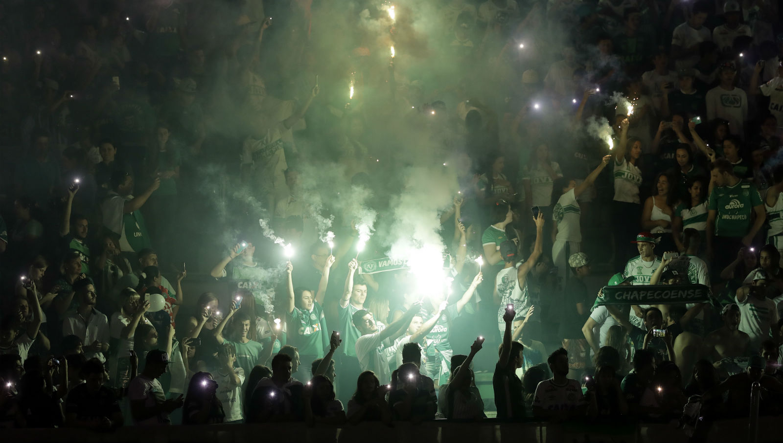 Ajude a Chapecoense como S&oacute;cio Contribuinte