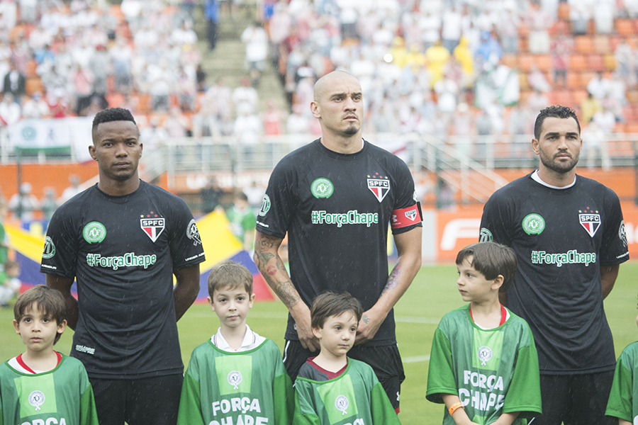 S&Atilde;O PAULO X SANTA CRUZ