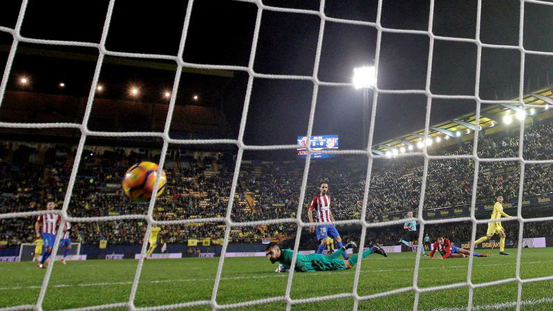 Villarreal sobra em campo: Enquanto o Submarino emerge, o Atl&eacute;tico de Madrid afunda