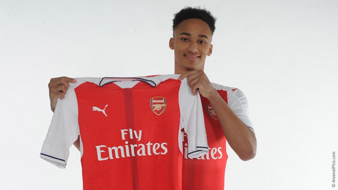 Dispensado de f&aacute;brica de carros, Cohen Bramall deixa a 7&ordf; divis&atilde;o e vai para o Arsenal