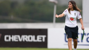 A nova convocação de Emily Lima e o ano para conhecer melhor e avaliar as peças da casa