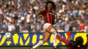 Gullit: “O problema do Campeonato Italiano são os estádios velhos”