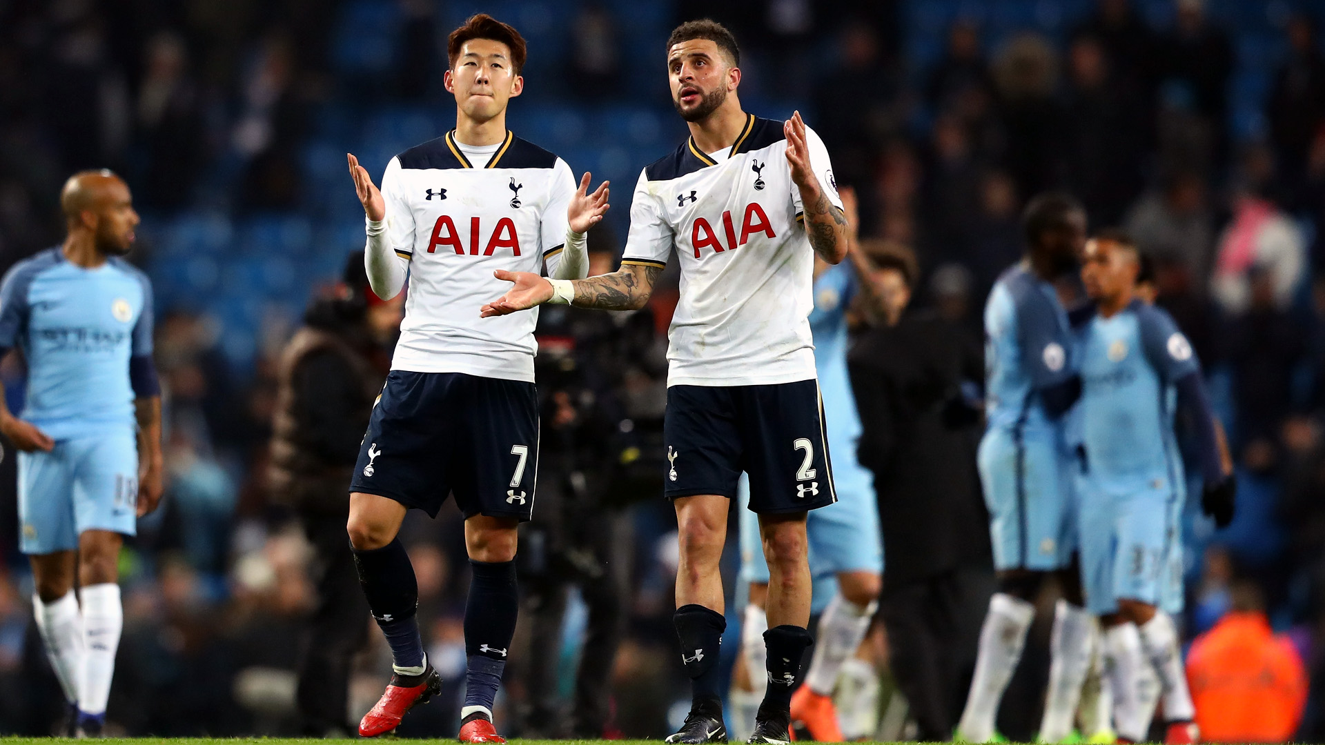 Tottenham arrancou empate em joga&ccedil;o com Man City, que teve boa estreia de Jesus