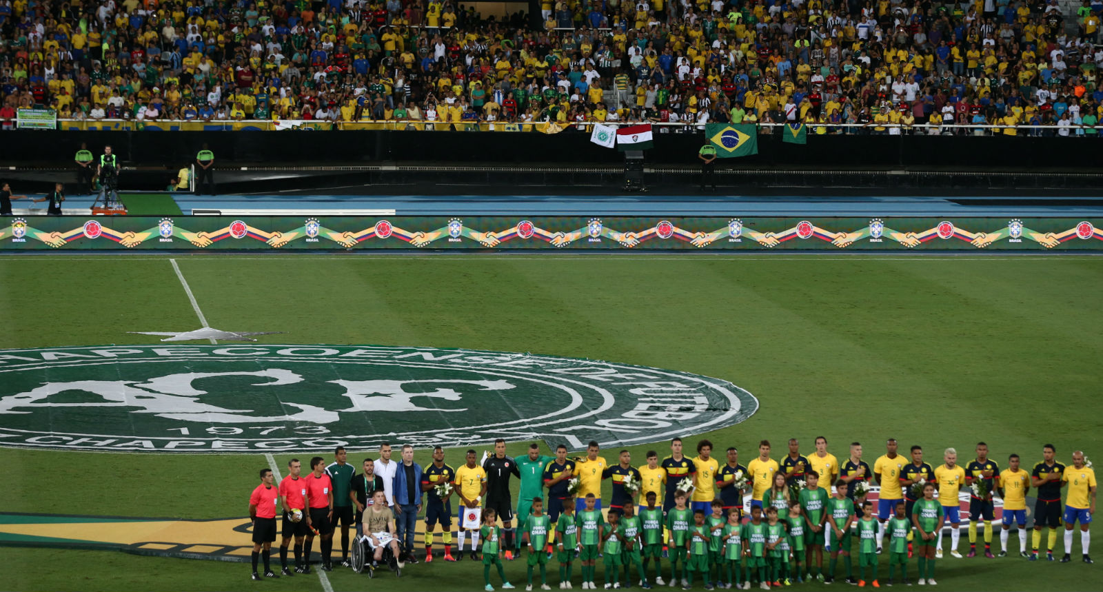 No amistoso que celebrou a amizade, o melhor ficou por conta da narra&ccedil;&atilde;o de Rafael Henzel