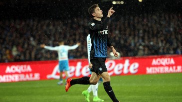 Marcação forte, goleiro inspirado e zagueiro artilheiro: Atalanta surpreendeu o Napoli