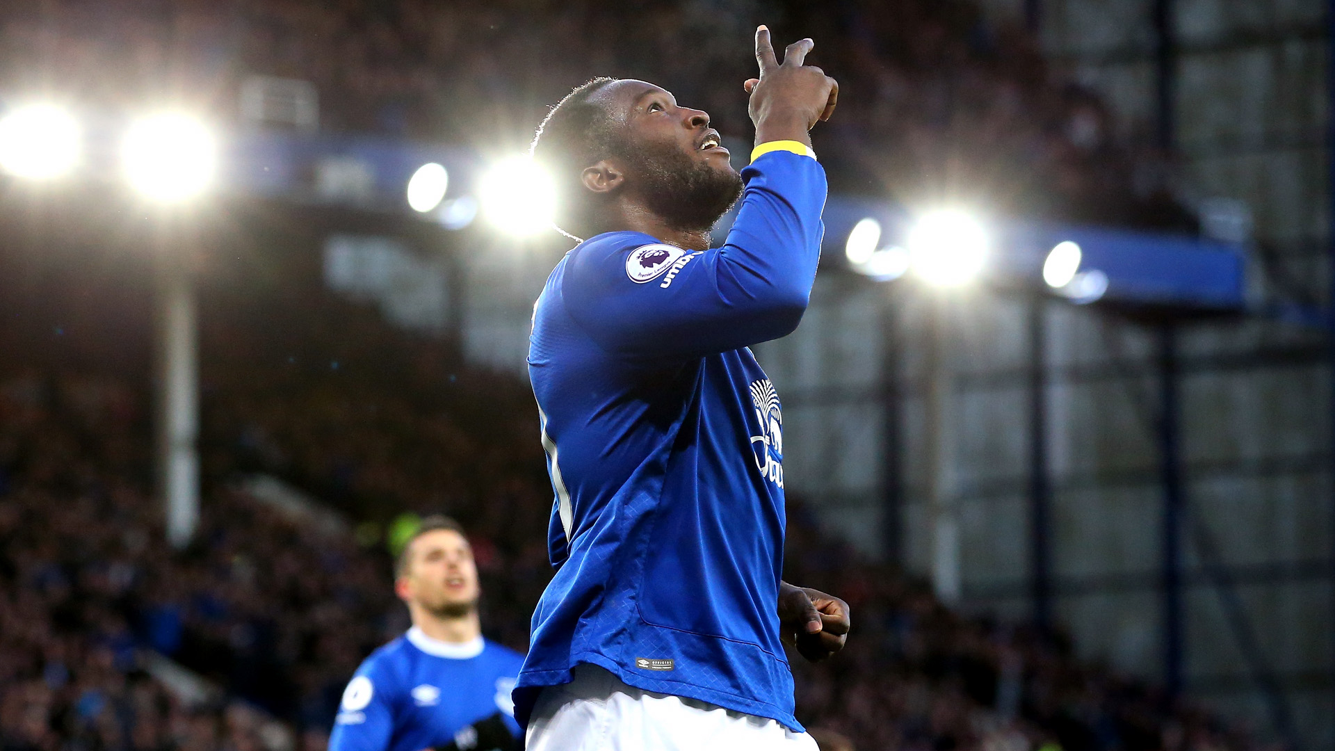 Boa fase de Lukaku o leva a ser artilheiro da Premier League e o Everton a sonhar de novo