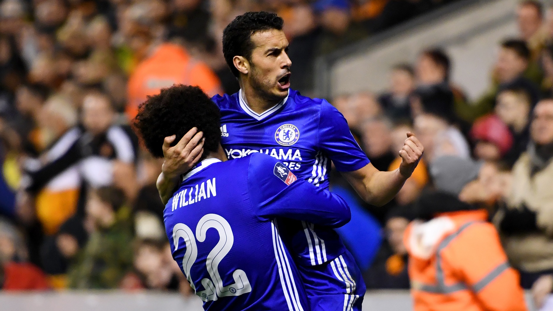 Lan&ccedil;amento perfeito de Willian para Pedro e faro de gol de Diego Costa mant&ecirc;m Chelsea na FA Cup