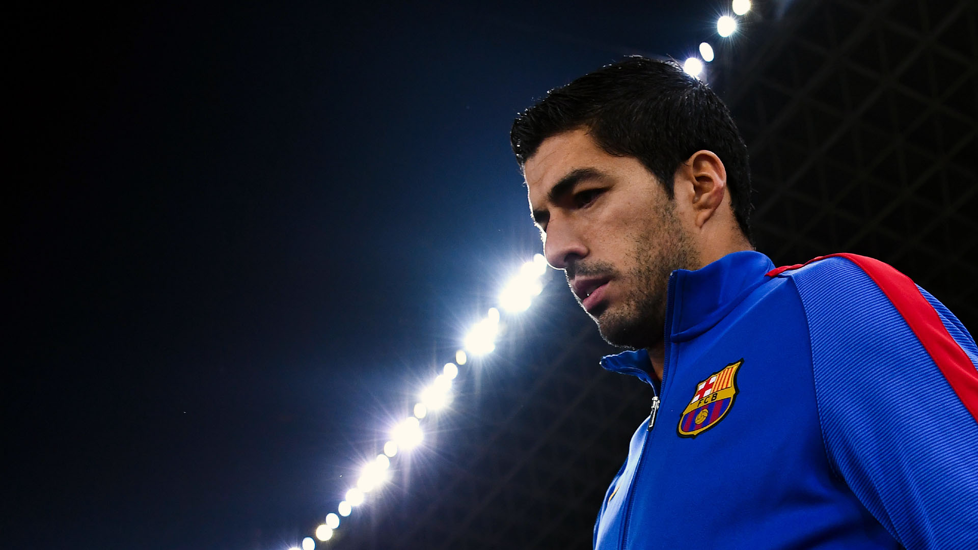 Su&aacute;rez: &ldquo;Se queremos fazer hist&oacute;ria, temos que reverter diante do PSG&rdquo;