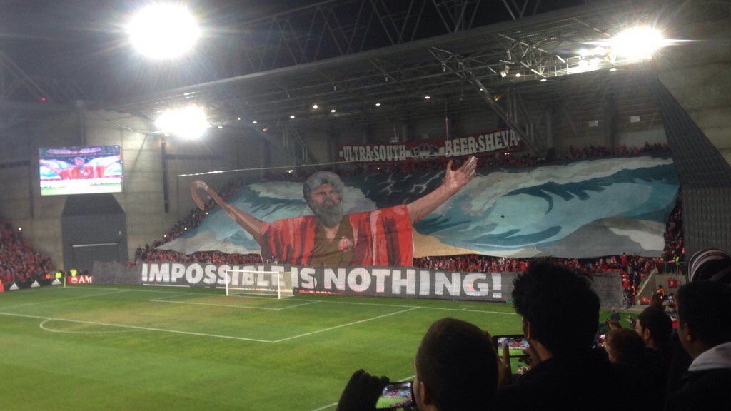 Hapoel Be&rsquo;er Sheva evocou Mois&eacute;s na Liga Europa &ndash; s&oacute; n&atilde;o deu muito certo