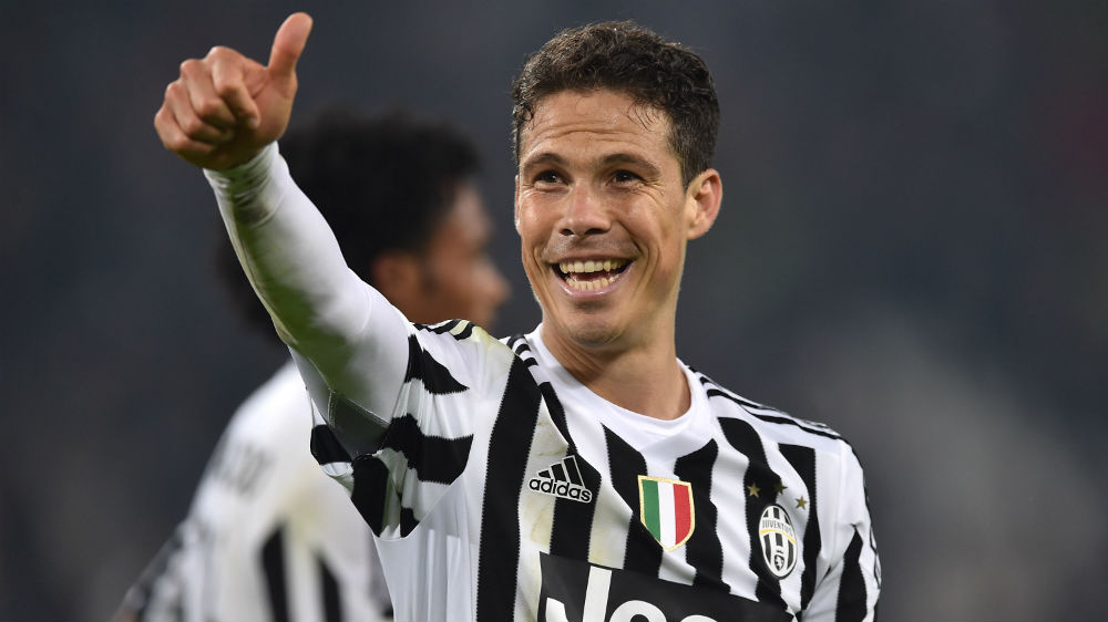 &lsquo;O futebol de hoje &eacute; socialismo. Antes, um armador s&oacute; driblava, agora recua para a defesa&rsquo;