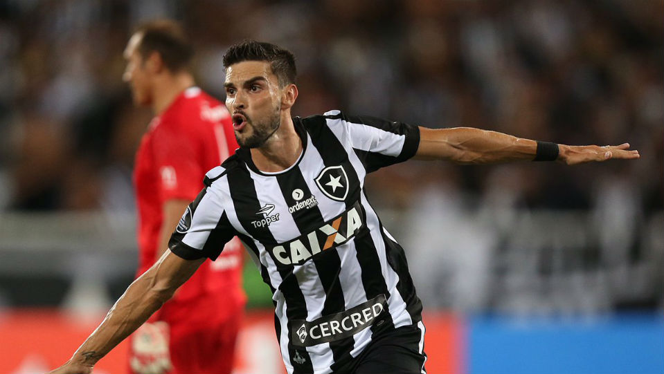 Rodrigo Pimp&atilde;o tirou o coelho da cartola e faz a diferen&ccedil;a para o Botafogo na Libertadores