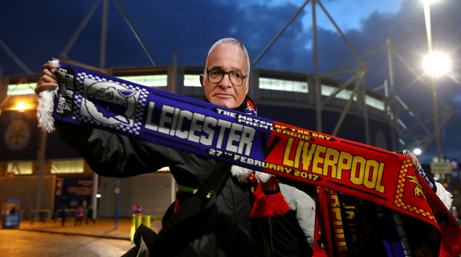 Torcida do Leicester demonstrou gratid&atilde;o com Ranieri, mas sem deixar de apoiar o time