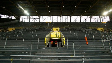 A punição à Muralha Amarela motivou protestos contra a federação em vários estádios alemães
