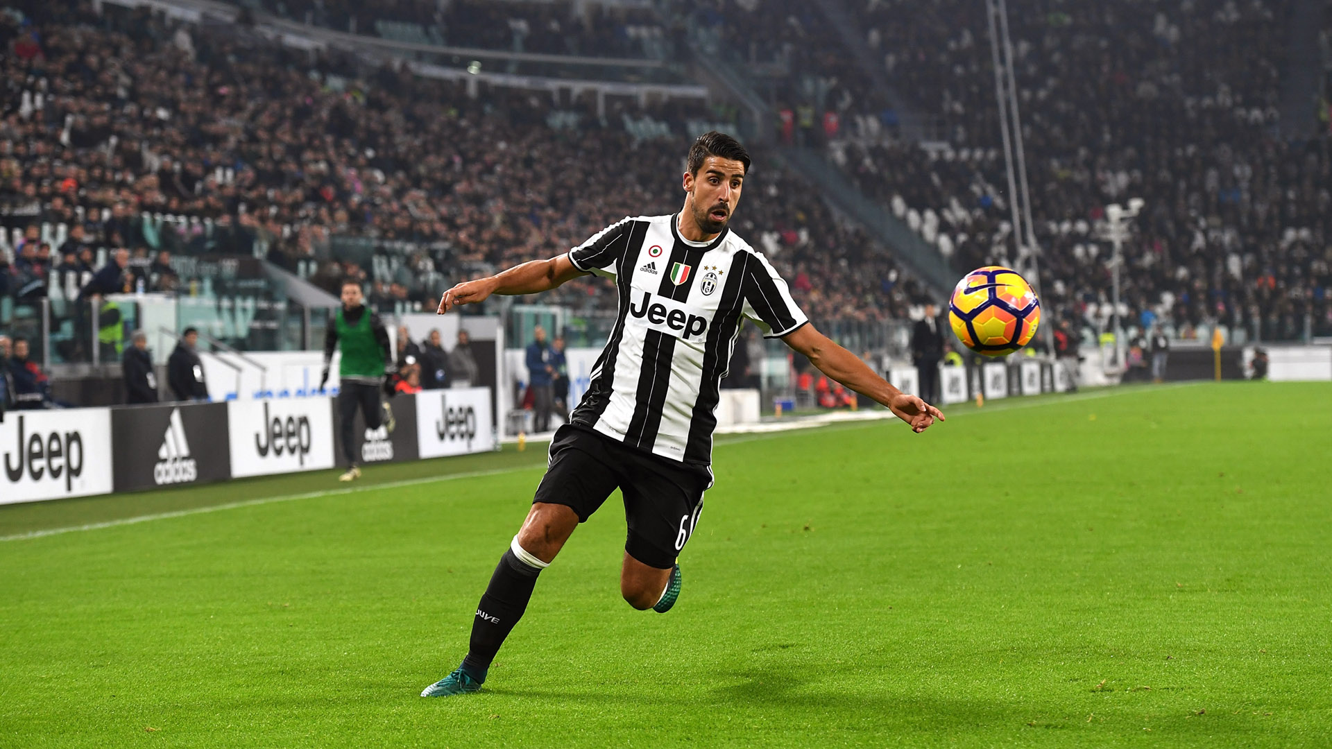 Khedira, da Juventus: &ldquo;H&aacute; bons jogadores, mas n&atilde;o h&aacute; muitos melhores que eu&rdquo;