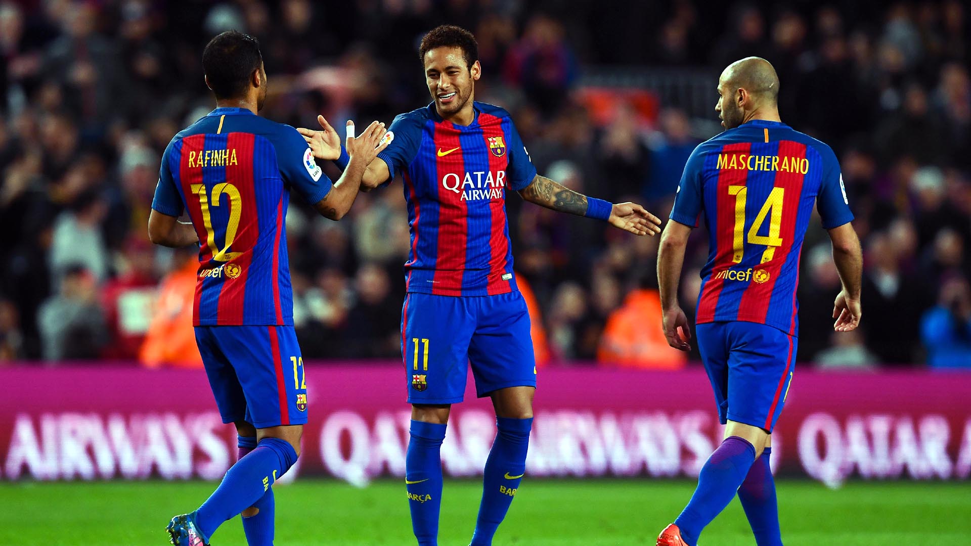 Em um Barcelona que ainda deve coletivamente, Neymar &eacute; destaque em goleada sobre Sporting