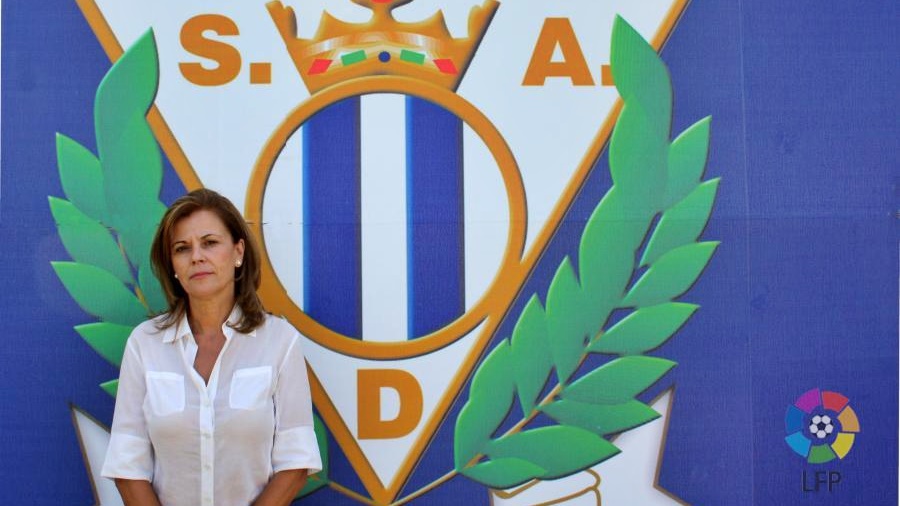 Victoria Pav&oacute;n, presidente do Legan&eacute;s: &ldquo;As mulheres s&atilde;o mais do que capazes de jogar bola&rdquo;