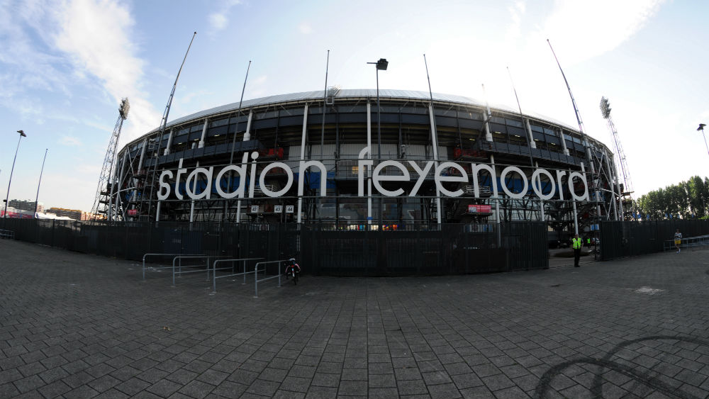 Cinco grandes noites europeias no De Kuip, est&aacute;dio do Feyenoord que completa 80 anos
