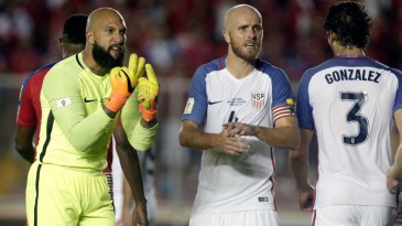 Estados Unidos ainda tem um longo caminho, mas chegar à Copa ainda é bem possível