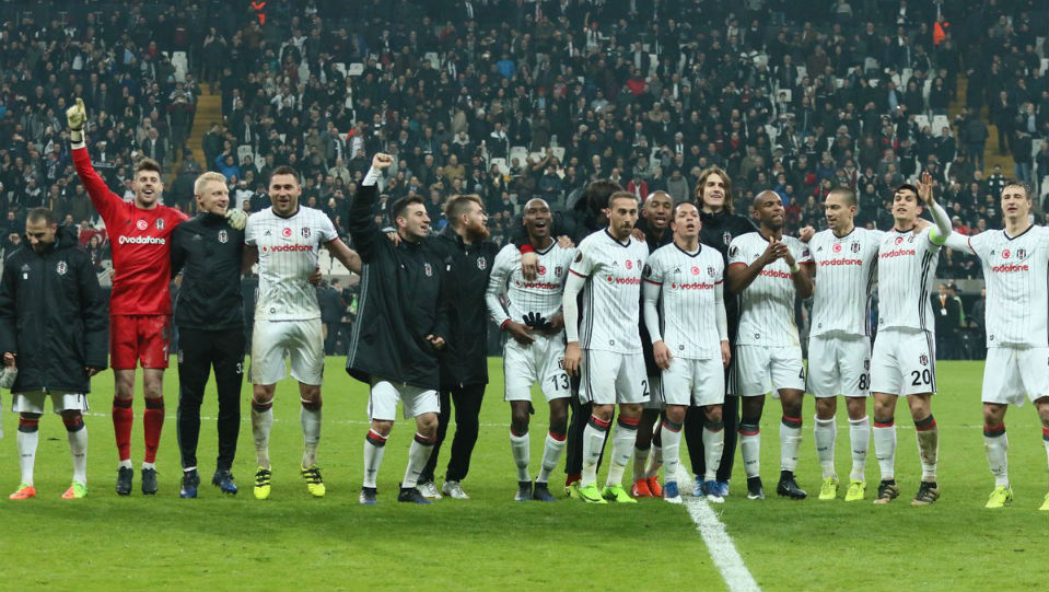 O Besiktas exibe for&ccedil;a e j&aacute; iguala suas melhores campanhas na hist&oacute;ria das copas europeias