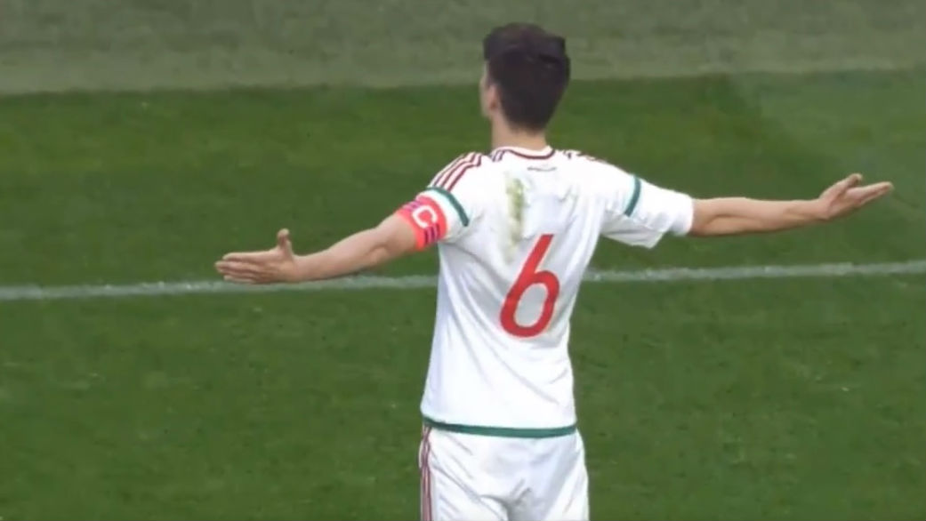 Dois gols de falta em nove minutos e a virada: tarde de her&oacute;i para jovem h&uacute;ngaro no sub-17