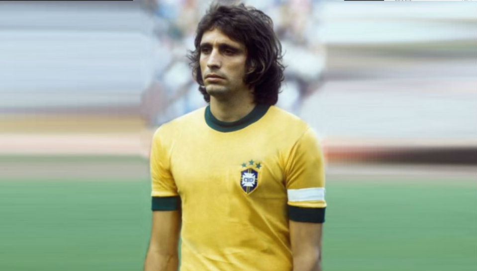 Os 70 anos de Marinho Peres, o zagueiro brasileiro que tamb&eacute;m fez parte do Futebol Total