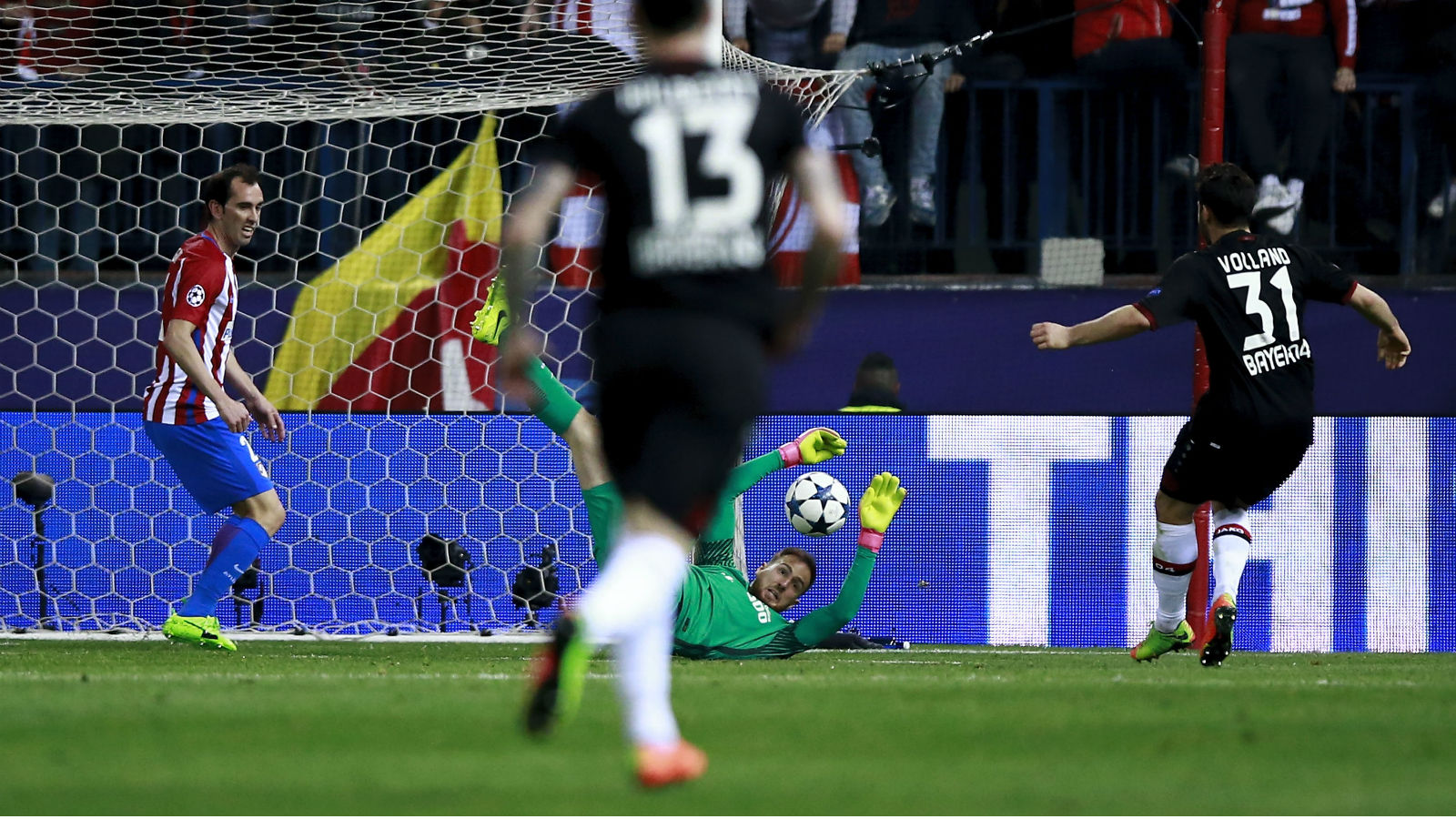 Oblak, sobre o seu milagre na Champions: &ldquo;Nem eu sei direito o que aconteceu&rdquo;