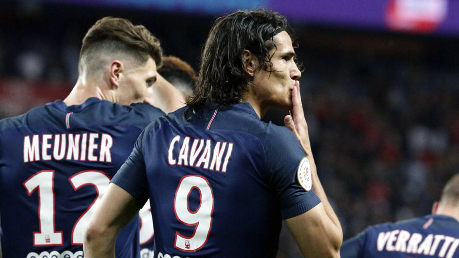 Cavani chega a uma marca espetacular na temporada do PSG: 41 jogos, 42 gols