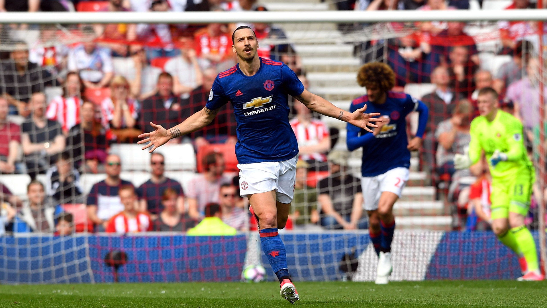 Ibrahimovic segue como o principal jogador do Manchester United de Mourinho