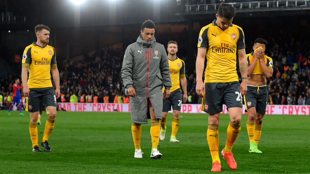 Vit&oacute;ria categ&oacute;rica do Palace mostra como o po&ccedil;o do Arsenal ainda pode ser fundo