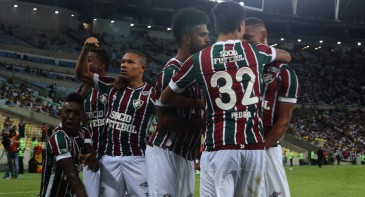 O golaço de Wellington Silva coroou a classificação contundente do Flu no Carioca