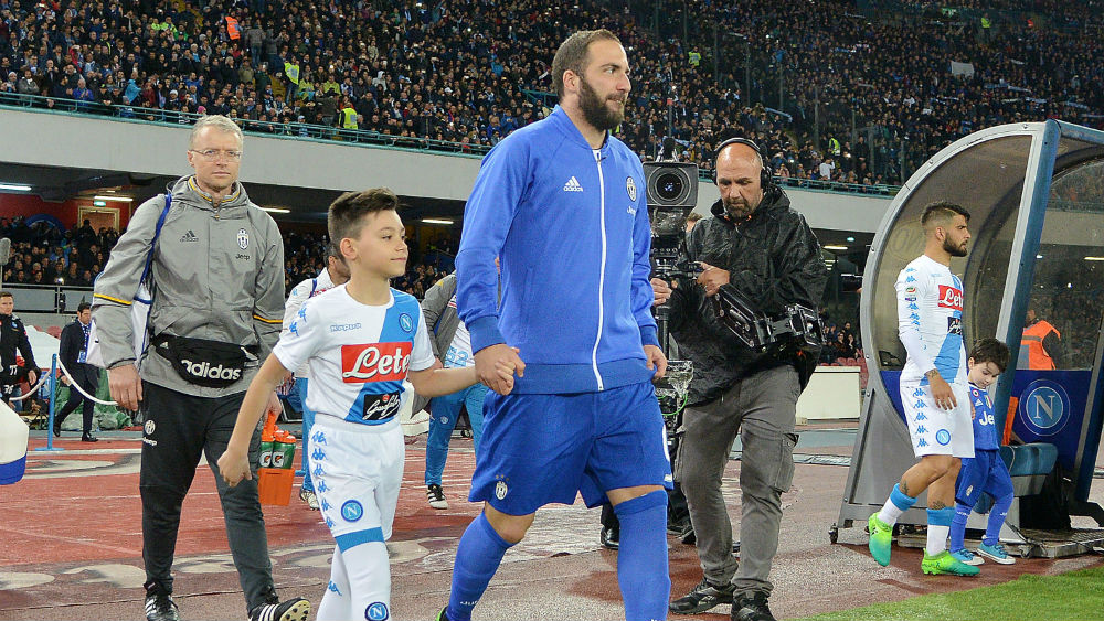 Higua&iacute;n foi t&atilde;o bem recebido no San Paolo quanto se poderia imaginar