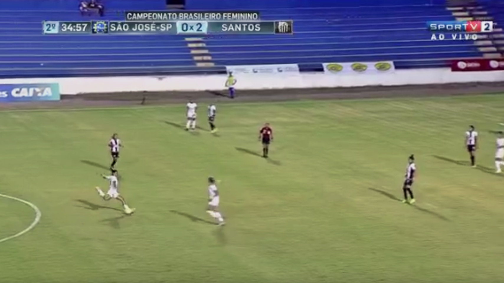 Do meio da rua, enchendo o p&eacute;: o gola&ccedil;o da zagueira do S&atilde;o Jos&eacute; no Brasileir&atilde;o Feminino