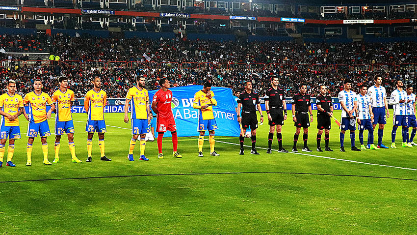 Blanco falhou feio, mas manteve as esperan&ccedil;as do Pachuca na Concachampions ao pegar p&ecirc;nalti