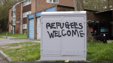 Leicester e outros clubes aproveitam os 80 anos de Guernica para abraçar refugiados