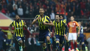 Aos 46 do 2° tempo, Souza marca e estoura a loucura com a vitória do Fener no clássico