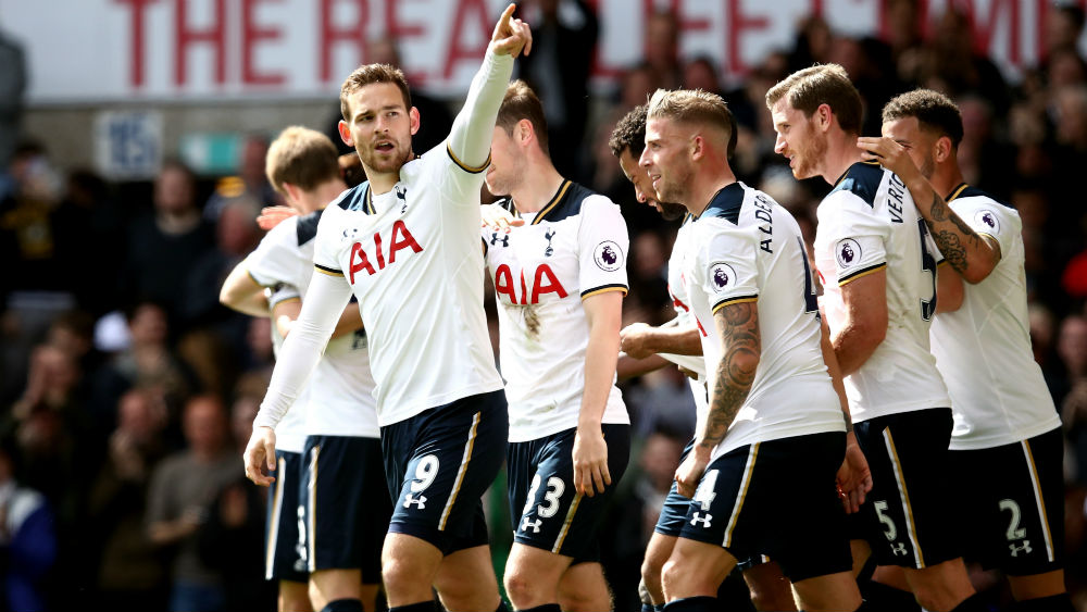 Ainda d&aacute; tempo? Avassalador, Tottenham goleia e aparece no retrovisor do Chelsea