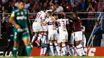 Punição a reservas por comemoração de gol é mais um absurdo da Comissão de Arbitragem da CBF