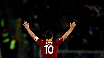 A história do fã de Totti que preferiu ficar uma semana a mais na prisão apenas para conhecê-lo