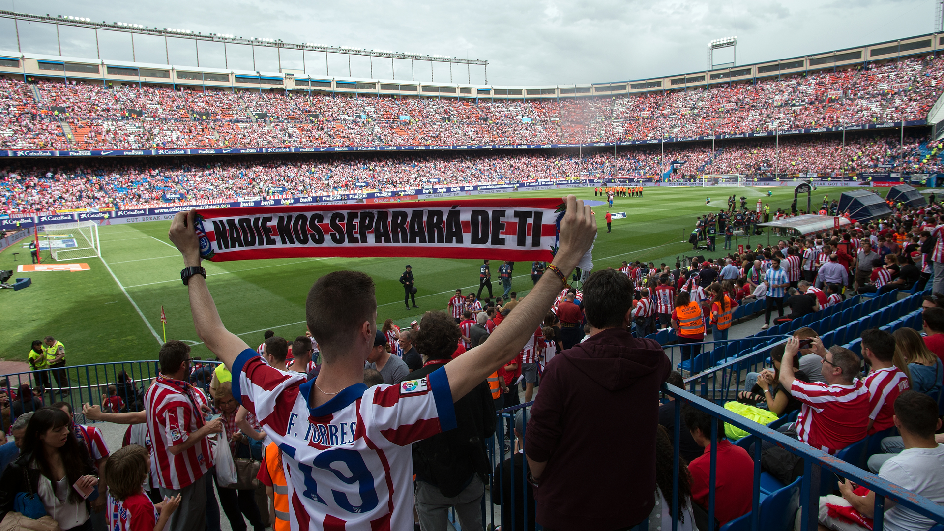 Adeus, Calder&oacute;n: torcida do Atleti se despediu do est&aacute;dio com homenagens e dois gols de Torres