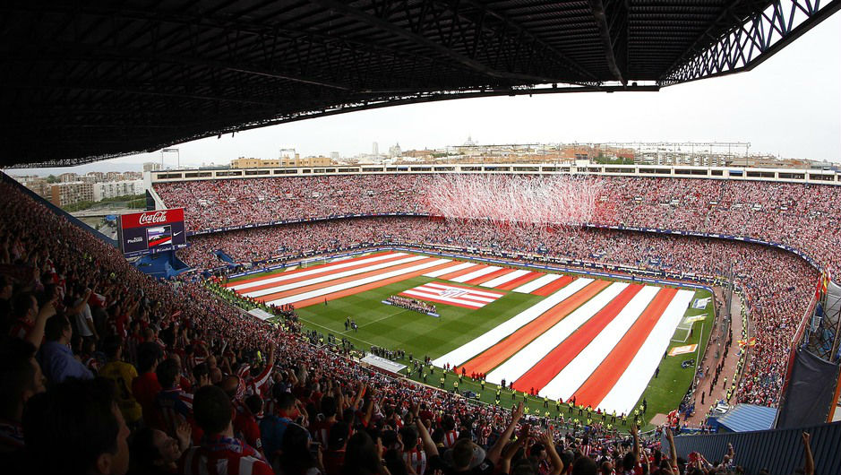 Atl&eacute;tico de Madrid fecha quinta temporada no Metropolitano, mas &iacute;dolos e at&eacute; rivais sentem falta do Calder&oacute;n