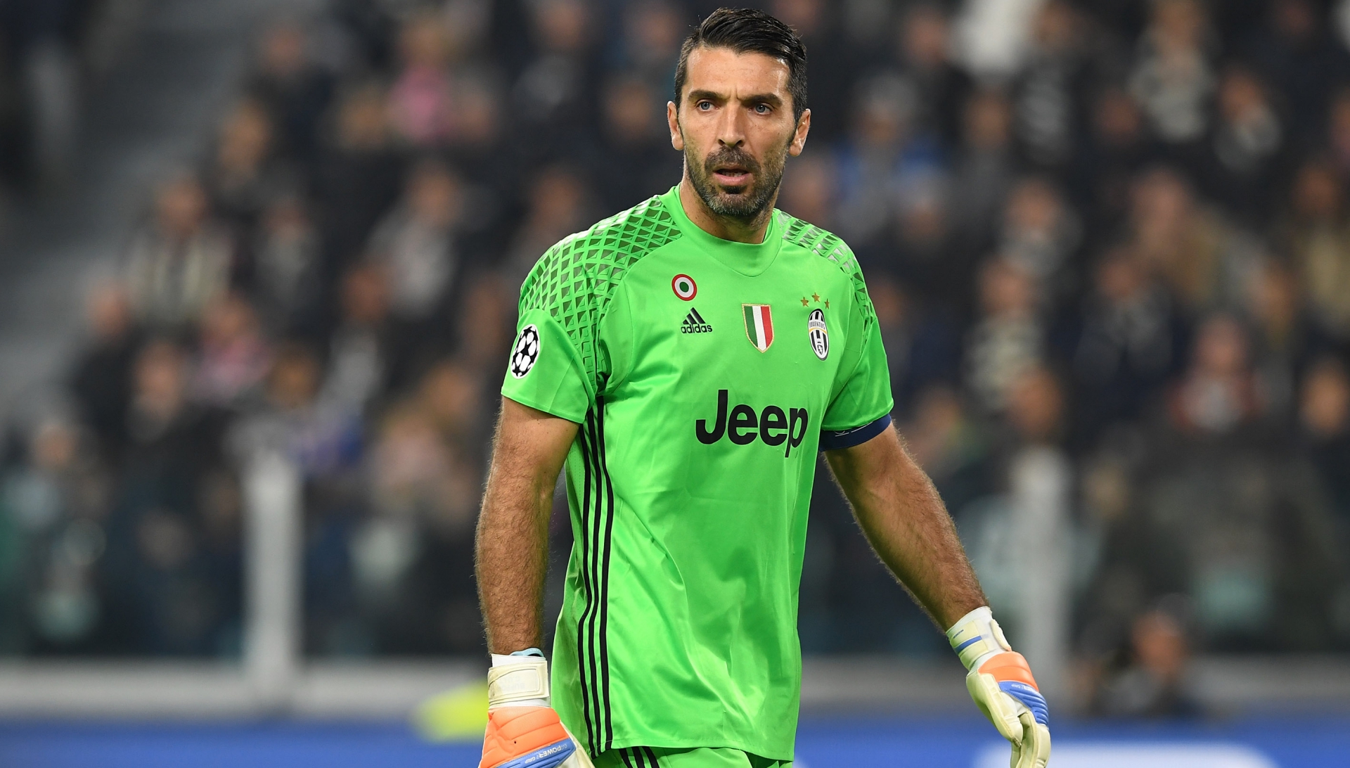 Buffon foi exemplar em texto condenando picha&ccedil;&otilde;es ofensivas no monumento do Grande Torino