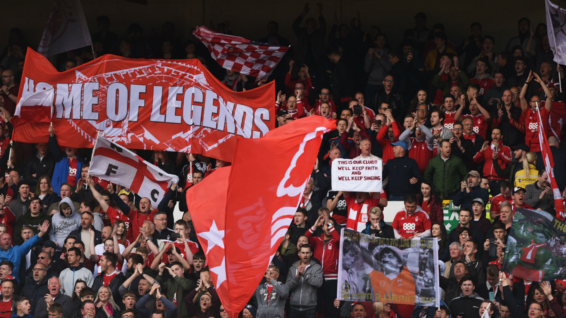 Football League ignora acusa&ccedil;&otilde;es e dono do Olympiacos assumir&aacute; tamb&eacute;m o Nottingham Forest