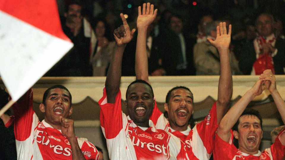 Cheio de jovens destaques, h&aacute; 25 anos o Monaco se coroava com uma conquista inesquec&iacute;vel