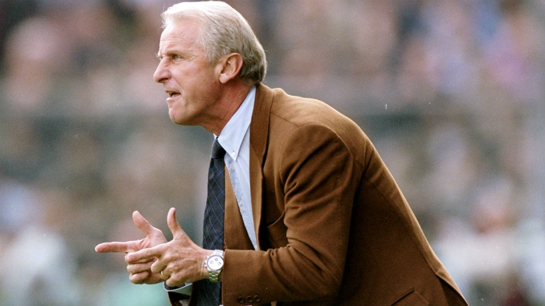 Trapattoni, o &uacute;nico com cinco 