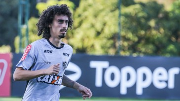 Valdívia tende a encontrar no Galo uma leveza importante para a sua reafirmação