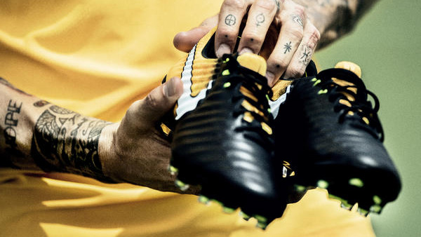 Nike apresenta Tiempo Legend 7, que segue tend&ecirc;ncia de ser mais leve e ajust&aacute;vel ao p&eacute;