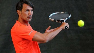 Maldini é derrotado em 42 minutos na sua estreia no tênis profissional