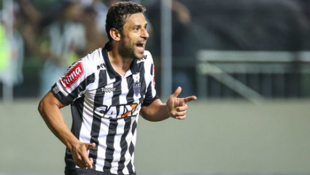 O Galo teve poder de rea&ccedil;&atilde;o, Cazares brilhante e Fred matador para virar o cl&aacute;ssico