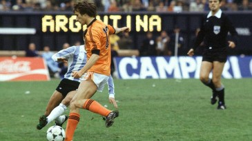 [Espreme a Laranja] O adeus a Rensenbrink: craque, mesmo sem o gol